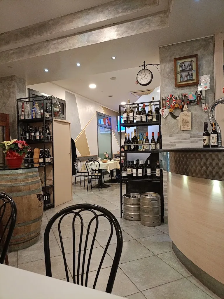 Pub La Banca restaurant in Novi di Modena