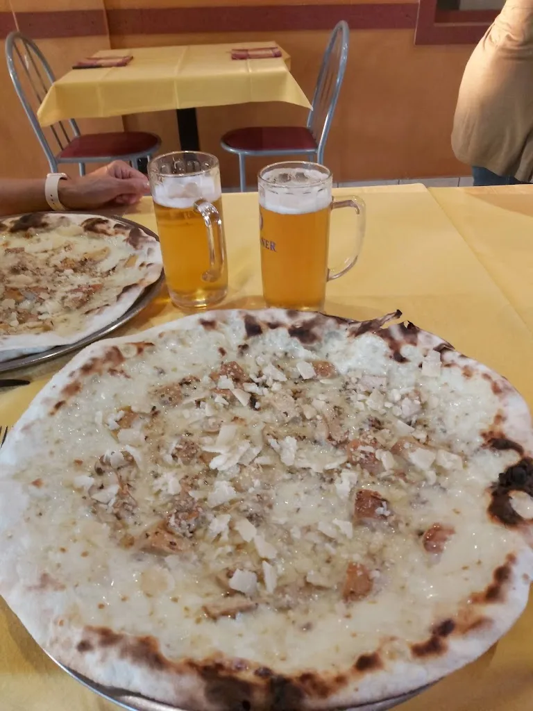 Menu_Pizzeria Quadrifoglio Di Roversi G. Sas_Novi di Modena_immagine_3