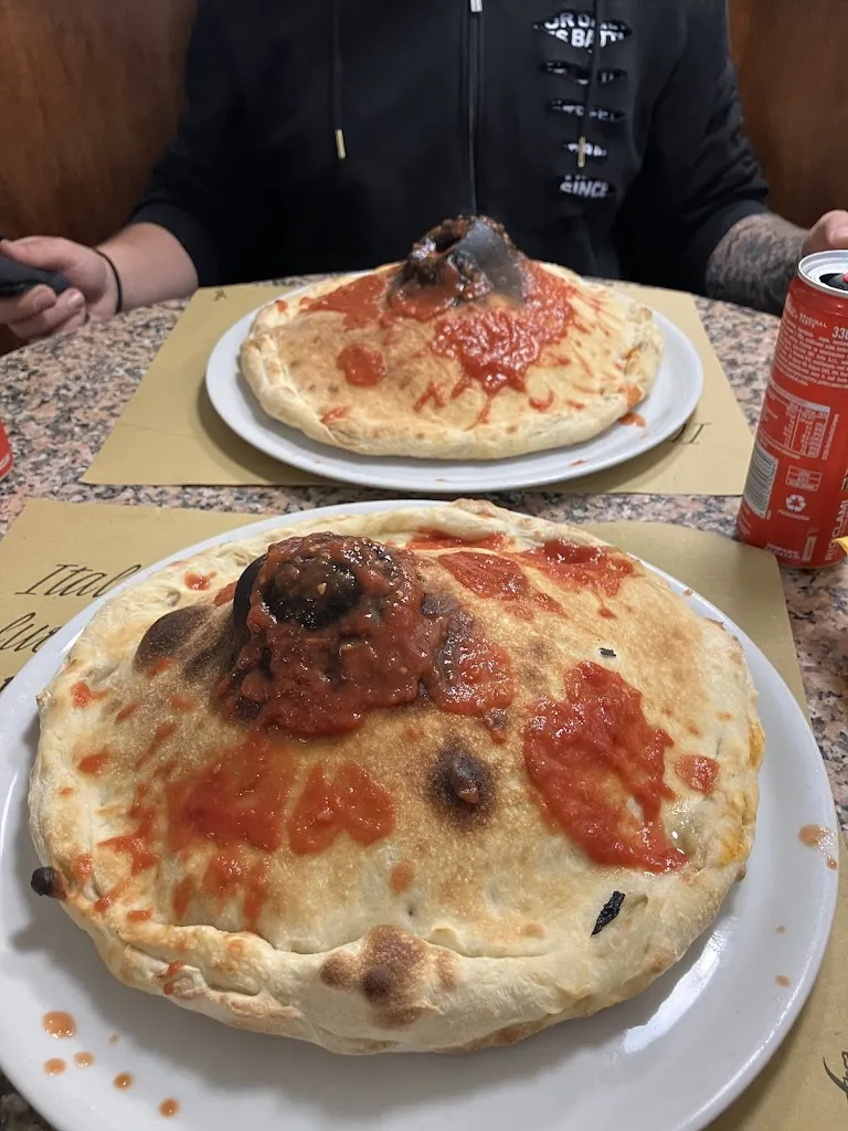 Stefan Mystische_Bar PizzeriaMac Allan_Ostellato_review