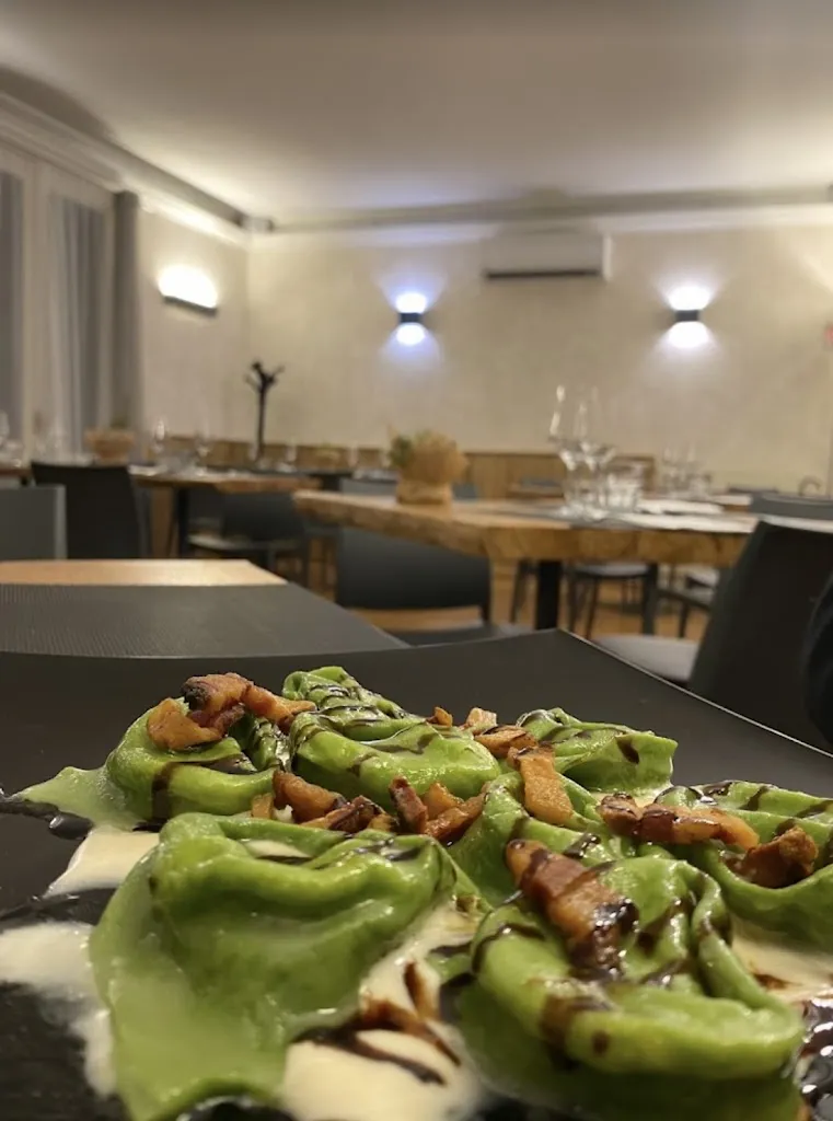 Ristorante Pizzeria Emma_Osteria Grande_slider_image_2