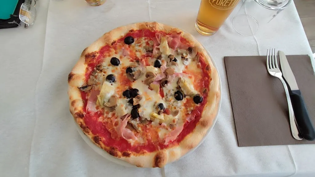 Elena Montanari_La Nuova Usta_Pecorara_review