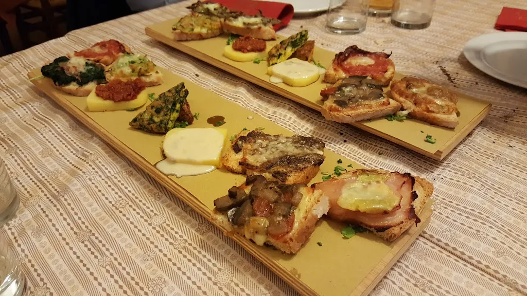 Menu_Vini e Crostini di Ugolini Sergio_Pennabilli_image_7