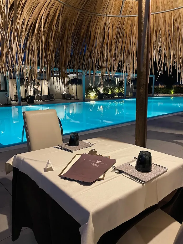 Stefano Galli_Villa Amarcord Piscina Ristorante Pizzeria_Pennabilli_review