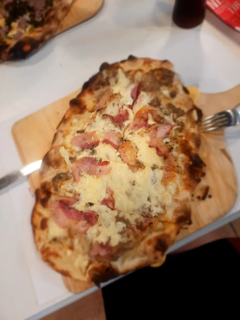 Circa Chen_Pizzeria Pinseria Up River_Popoli_review