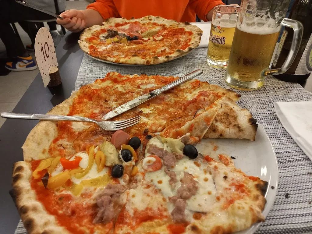 Alessandro Garai_Pizzeria Ristorante la Corte Di Ozzano_Ozzano dell'Emilia_review