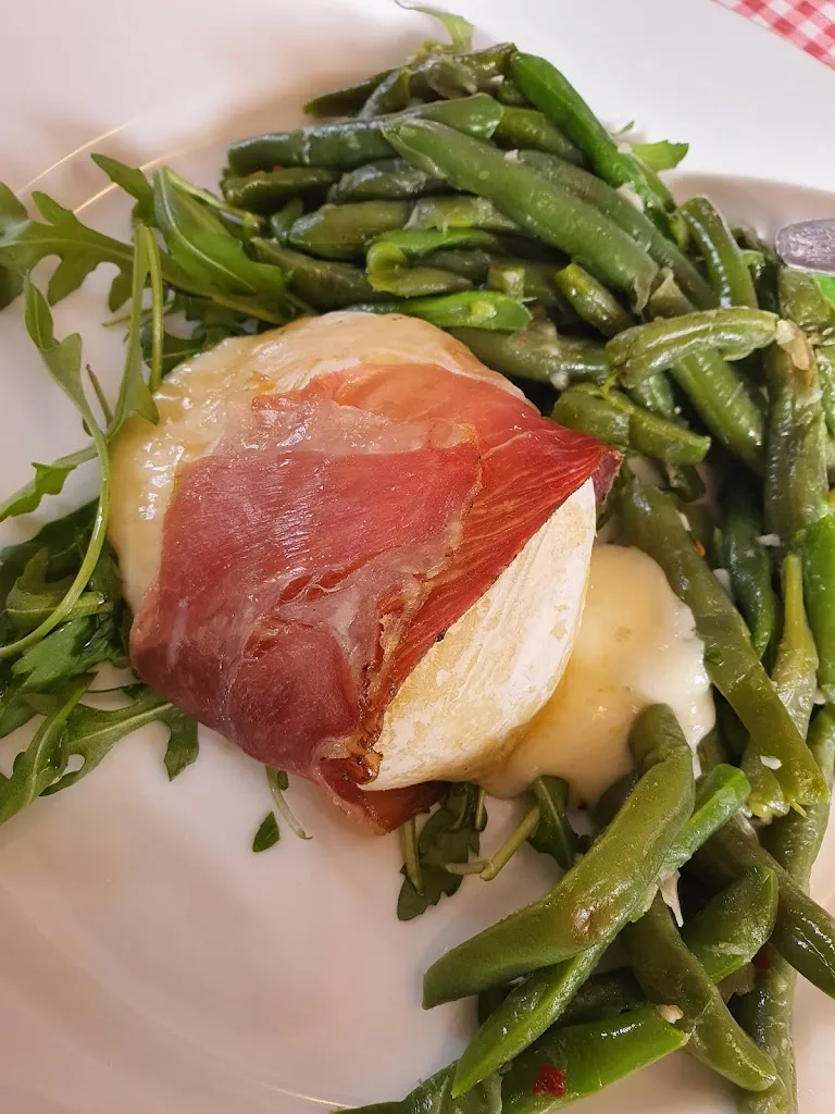 Vladimir Yermoshin_Carlo APS_Ozzano dell'Emilia_review