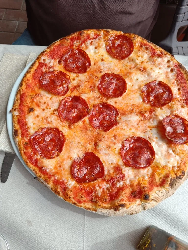 Cinzia Cremonini_Pizzeria Ristorante Tomi 2_Ozzano dell'Emilia_recensione