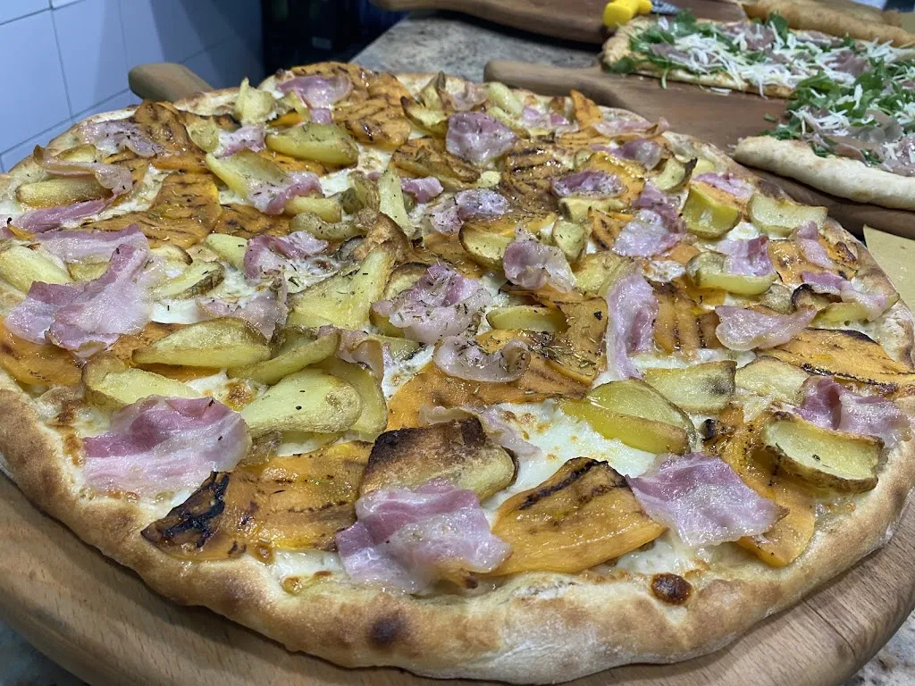 Pizzeria del Corso di Cellini Gessica_Popoli_slider_image_3