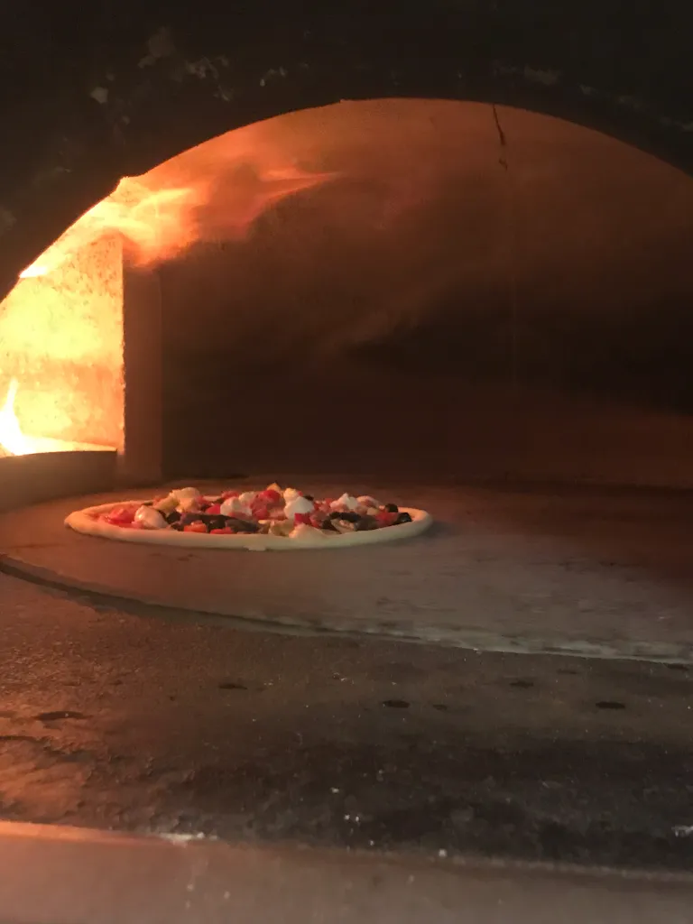 Pizzeria Euro Pizza_Ozzano dell'Emilia_slider_image_2