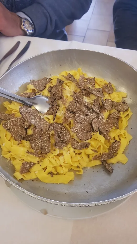 imre k_Ustarì di 2 canton_Piangipane_review