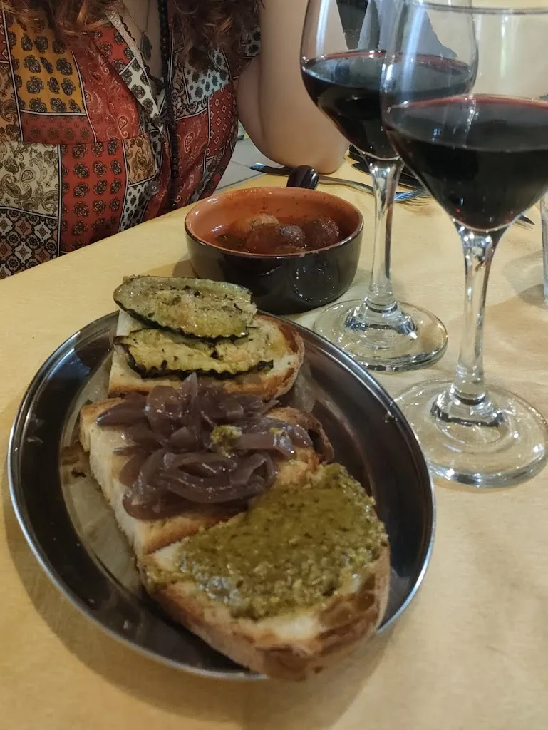 gianna antonucci_Chalet Capo Pescara_Popoli_review