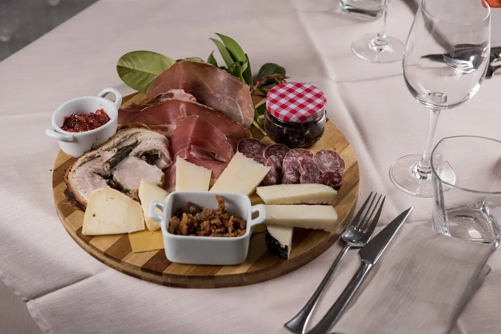 Ristorante Il Prezzemolo_Pietracuta_slider_image_2