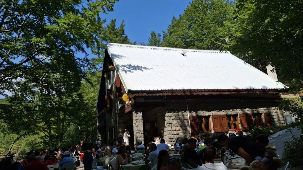 Donatella_Rifugio Giovo_Pievepelago_review