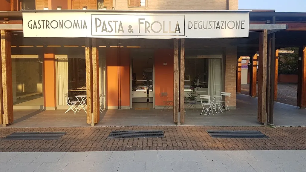 Gastronomia Pasta & Frolla restaurant in Pilastro