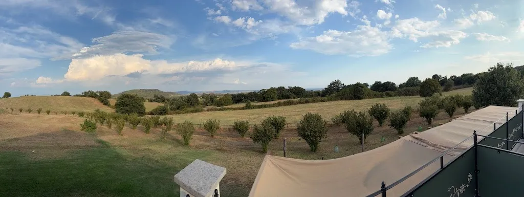 Giacomo Marcetta_Agriturismo Casale Lisalola_Pilastro_review