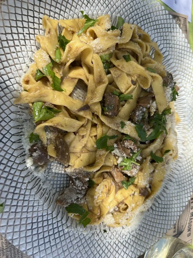 Metka Paragi_Trappicò_Pilastro_review