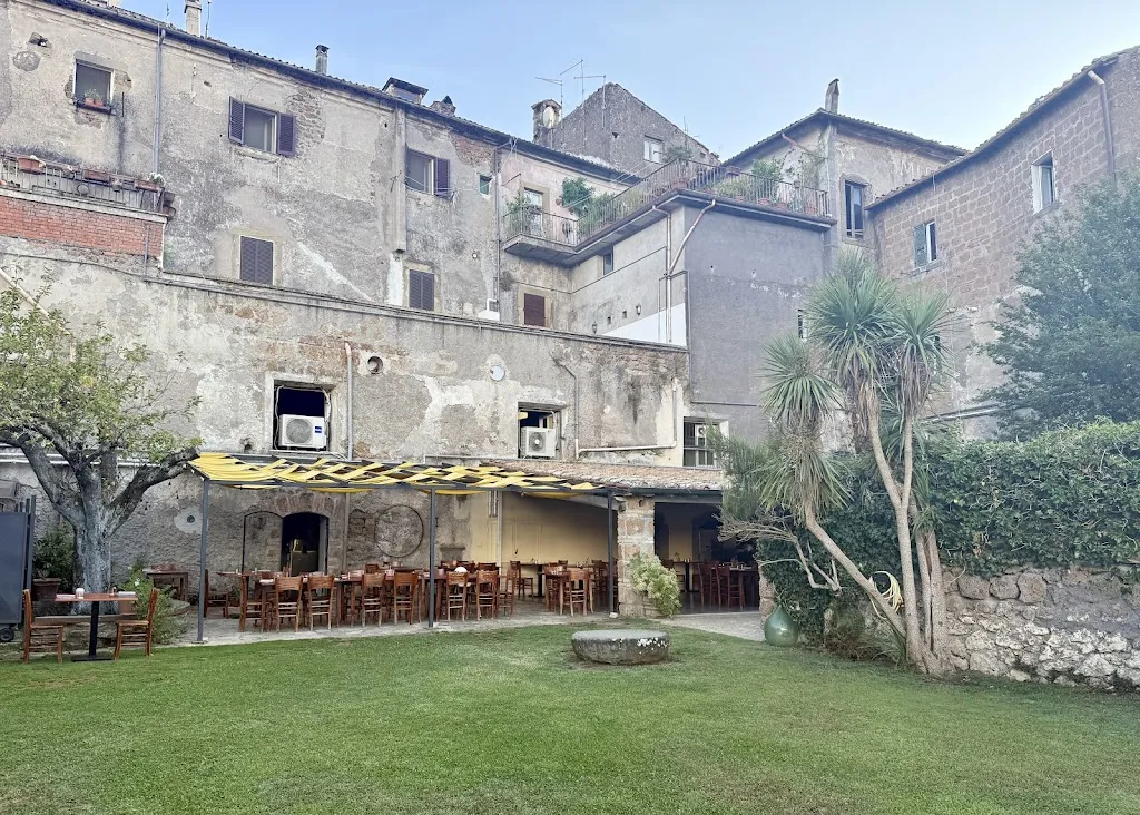 Sir Hampton_Cantina Del Drago_Pilastro_review