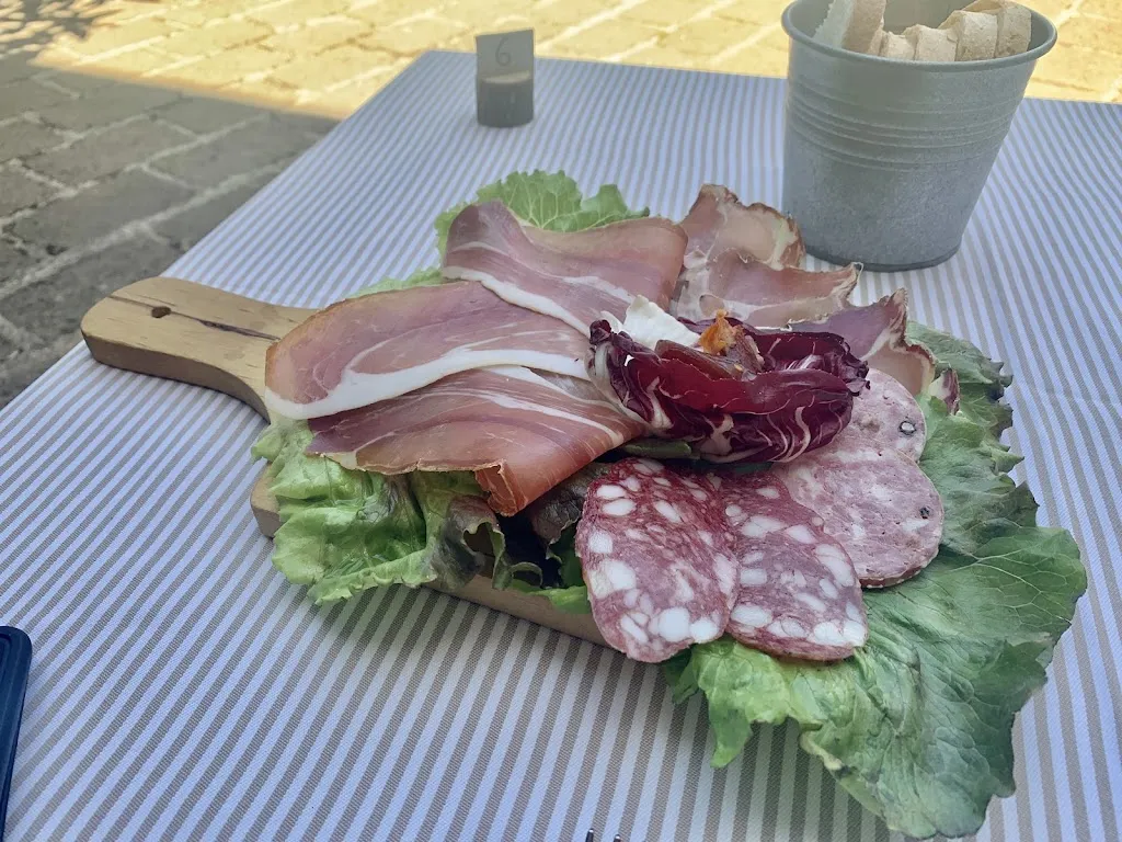 Bernard Healy_La Locanda Di Saturno_Pilastro_review