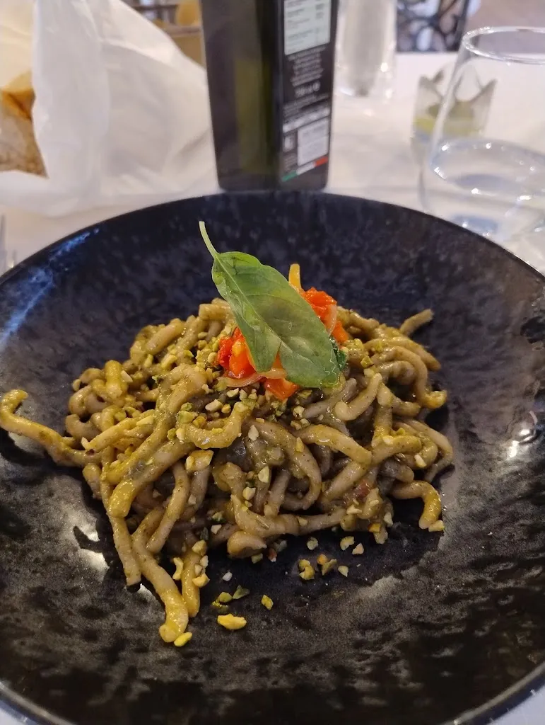 Derya Özdemir_Ristorante Liutprando_Pilastro_review