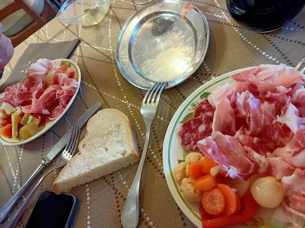 Trattoria La Stella_Piozzano_slider_image_2