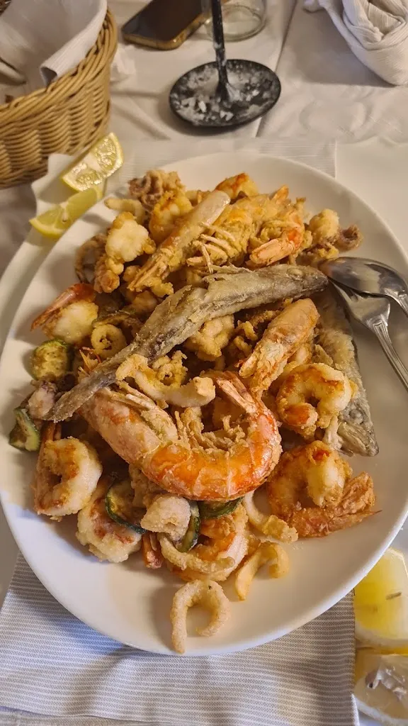 Ivo Catanzaro_La Tortuga_Pianoro_review