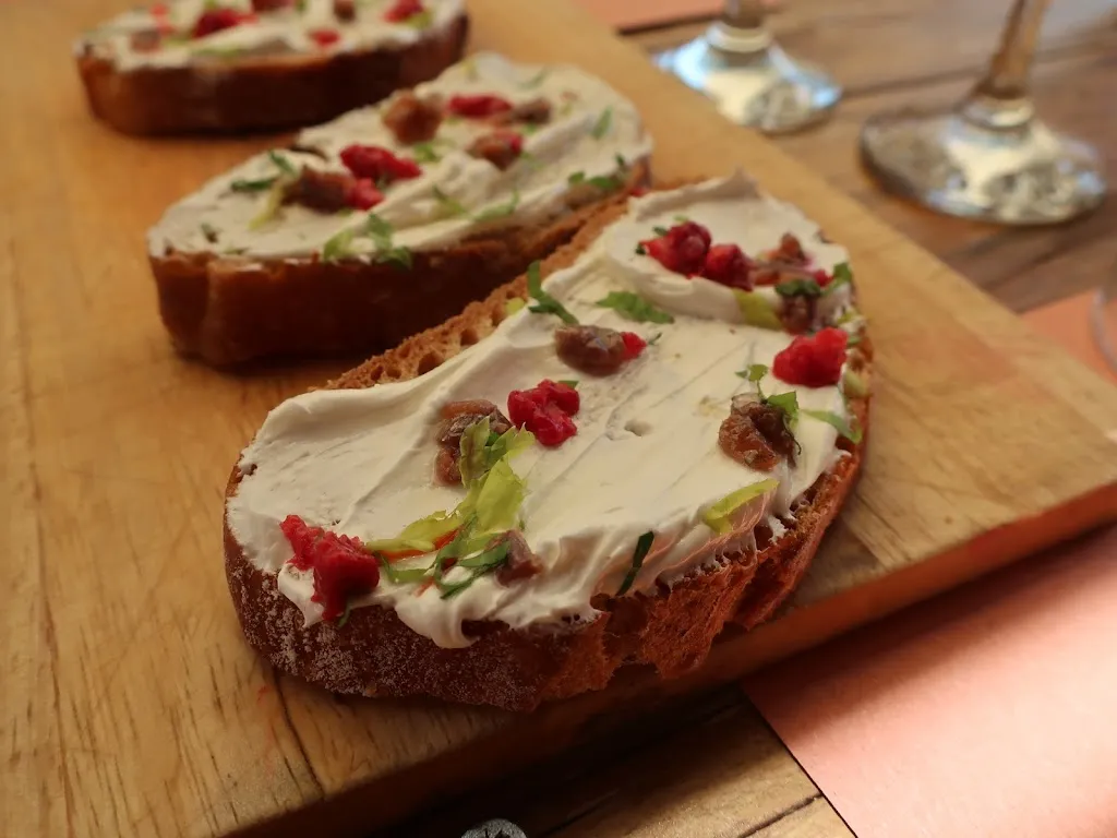 Naru. Gusethouse_Casetta Magli_Pianoro_review