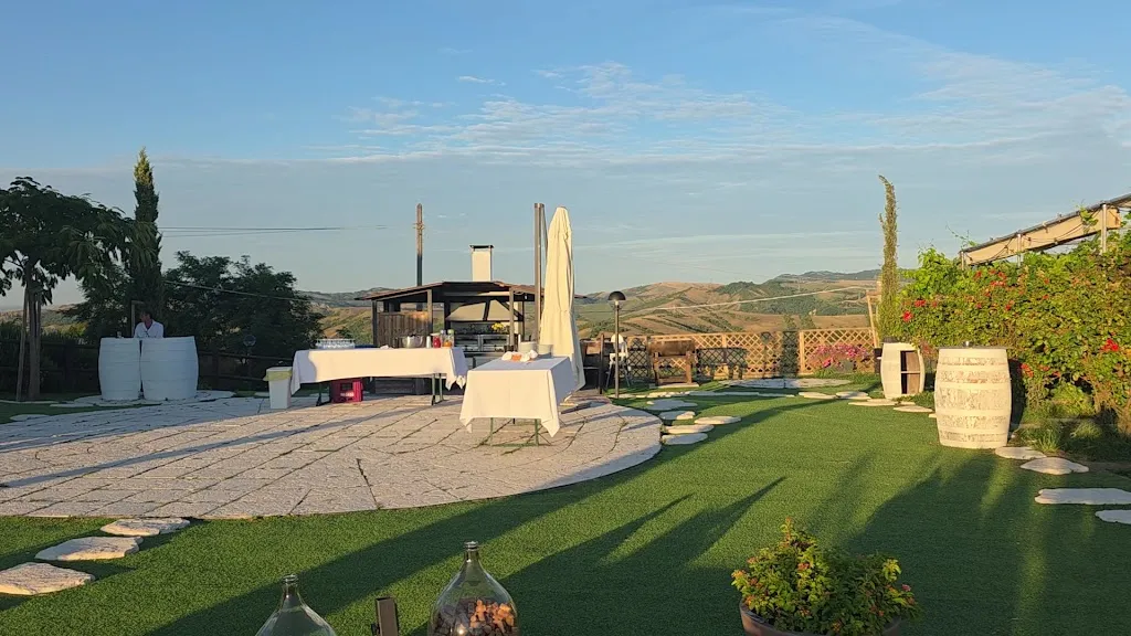 PODERE RIOSTO cantina, cene in vigna ed eventi_Pianoro_slider_image_2