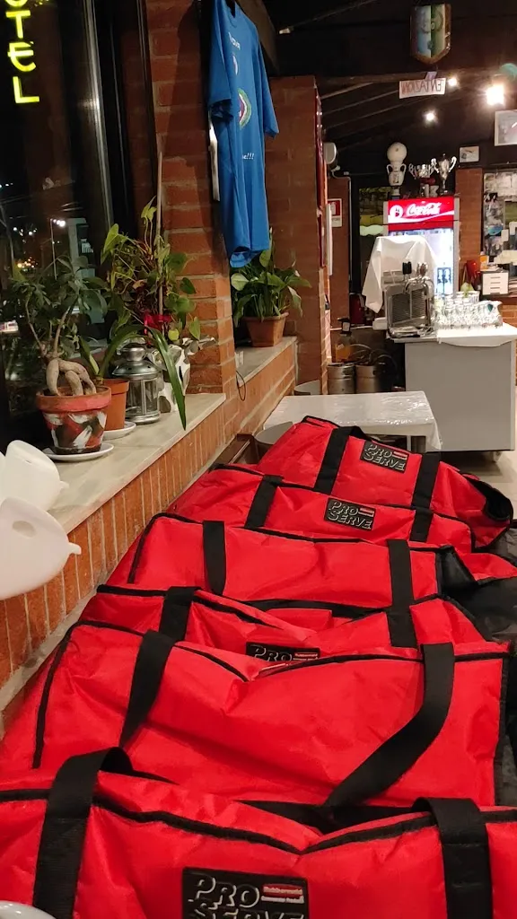 Pizzeria Ristorante Tentazioni_Pianoro_slider_image_2