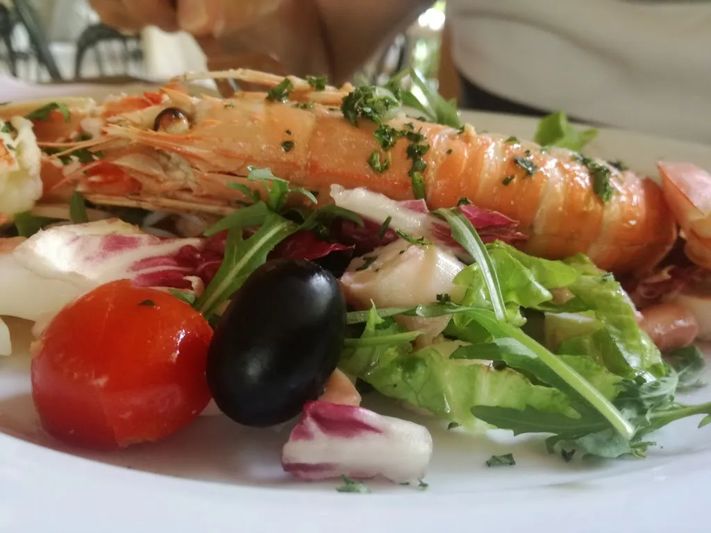 Pizzeria Mediterraneo_Pianoro_slider_image_3