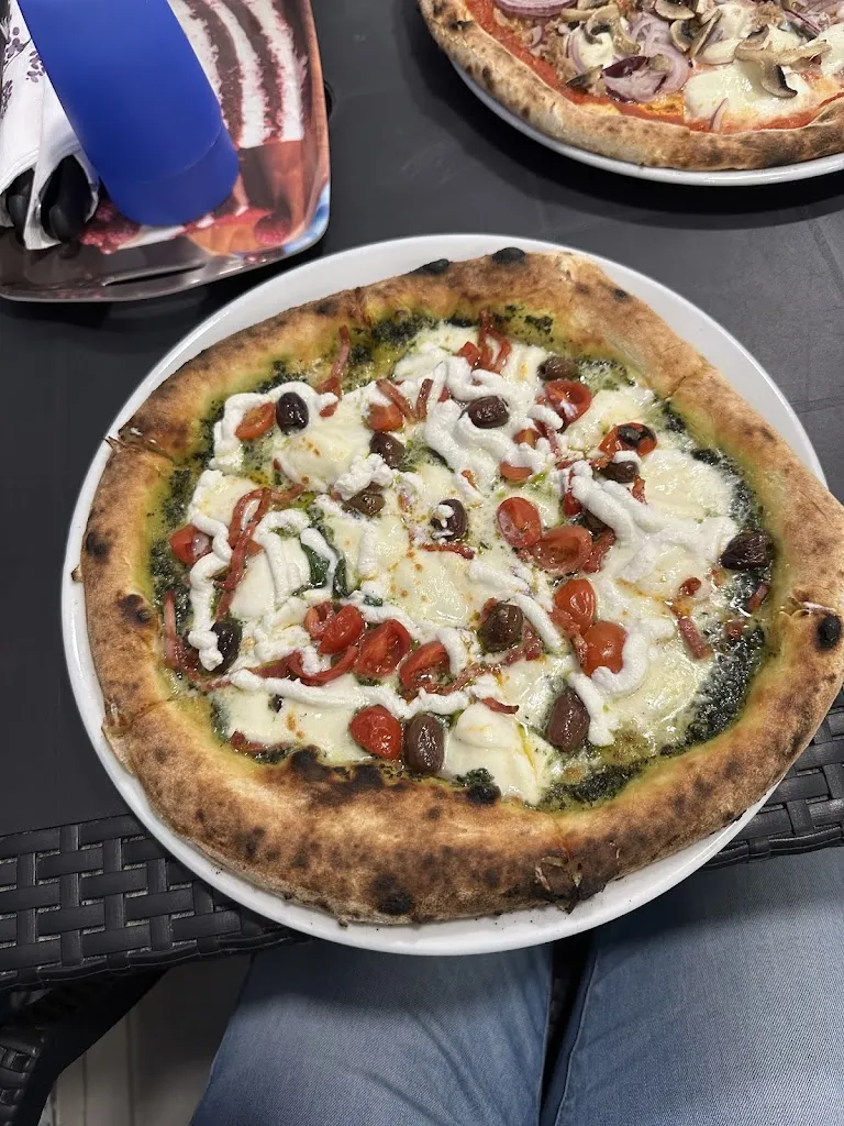 Farid Cheraghi_La Vera Pizza (no consegna a domicilio)_Pianoro_recensione