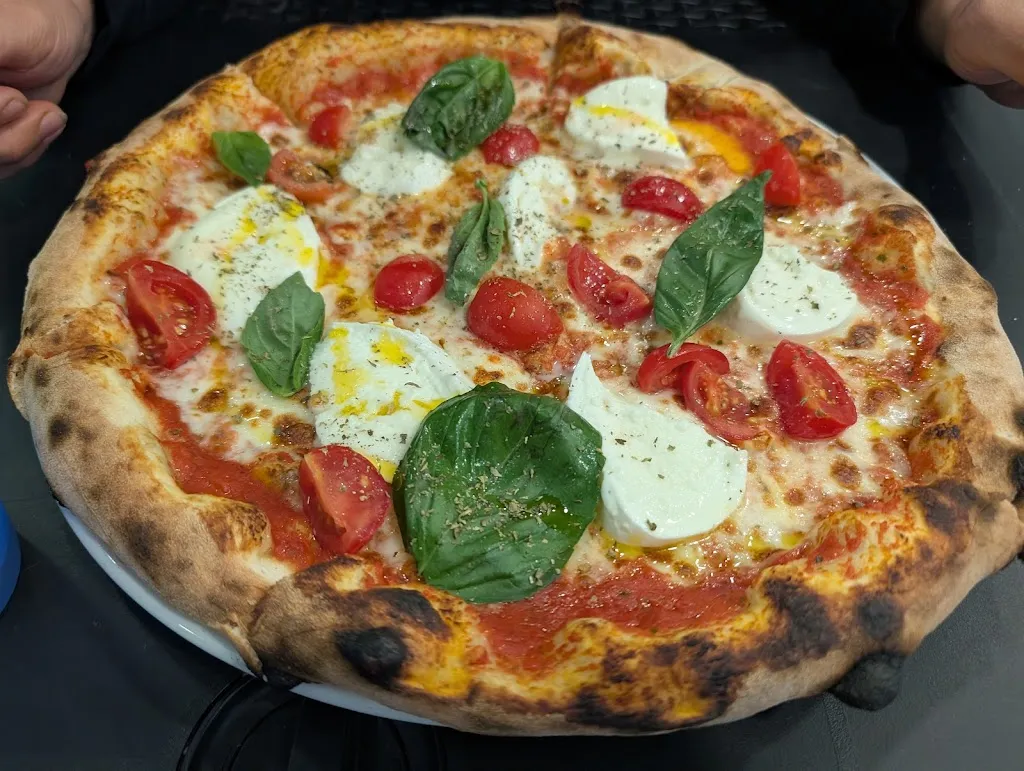 La Vera Pizza (no consegna a domicilio)_Pianoro_slider_image_3