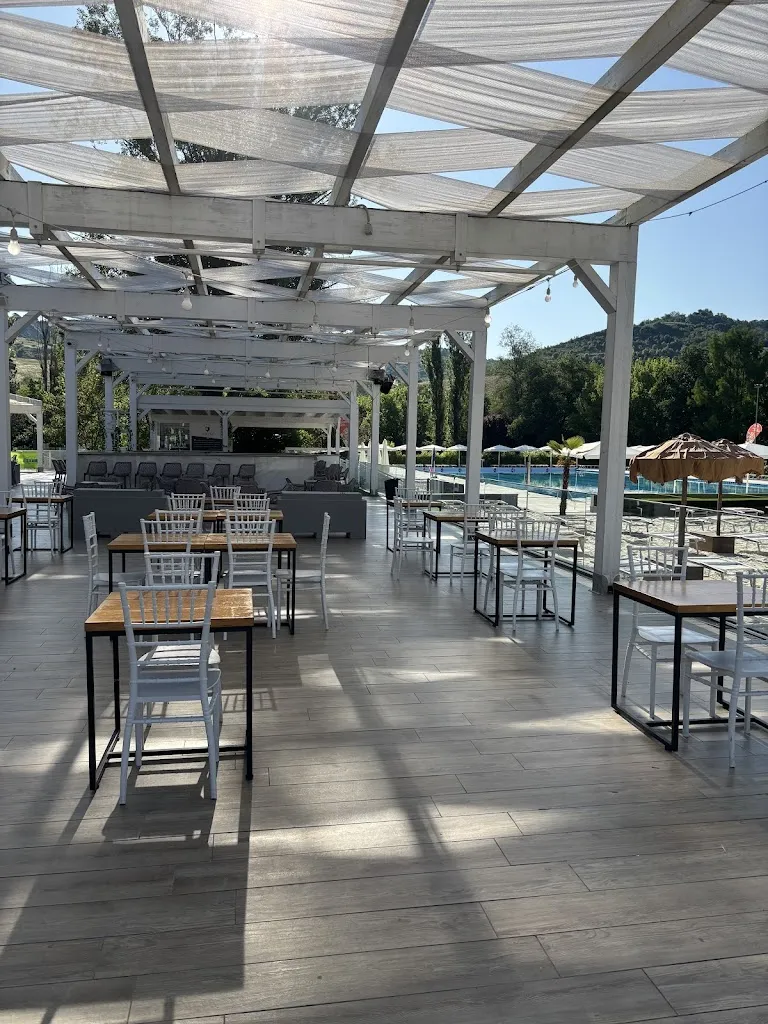 Elena Catalano_New One_Pianoro_review