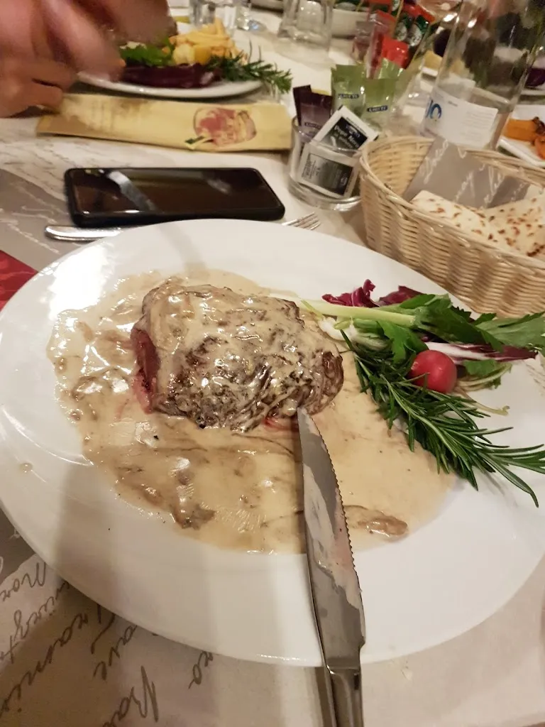 Vera Costantini_Ristorante Vecchio Podere_Poggio Berni_review