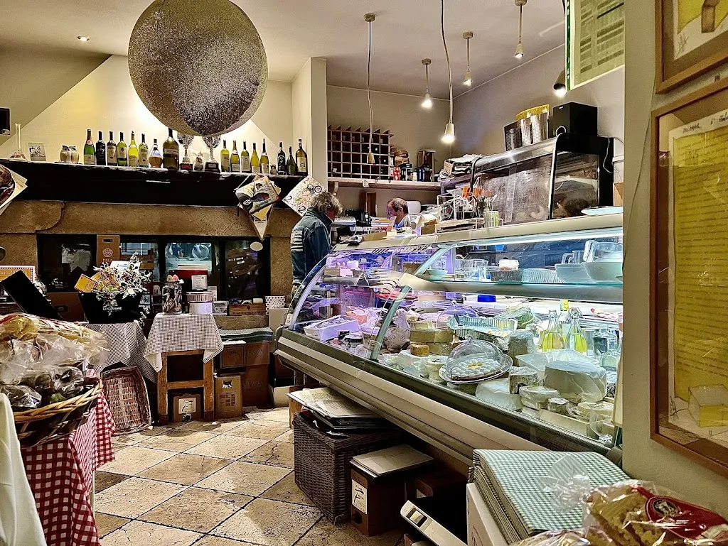 Caciosteria Due Ponti_Ponte della Venturina_slider_image_1