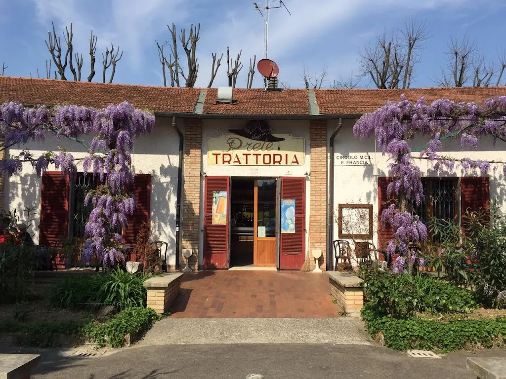 Trattoria Bar Del Prete restaurant in Ponte Ronca