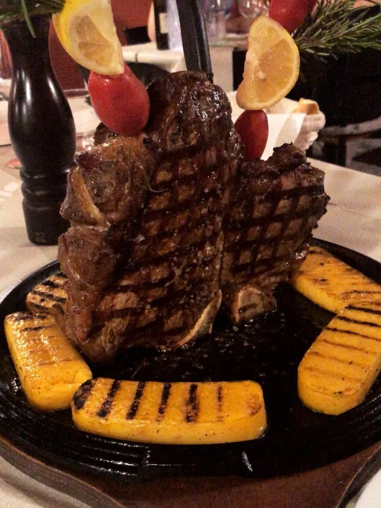 Lele Benatti_I Piaceri di Lucrezia_Pontegradella_review