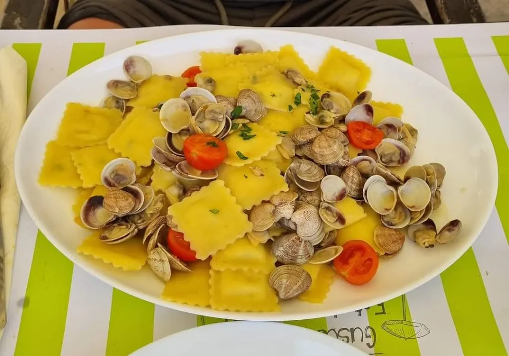 Bagno Andrea N.83_Pinarella_slider_image_2