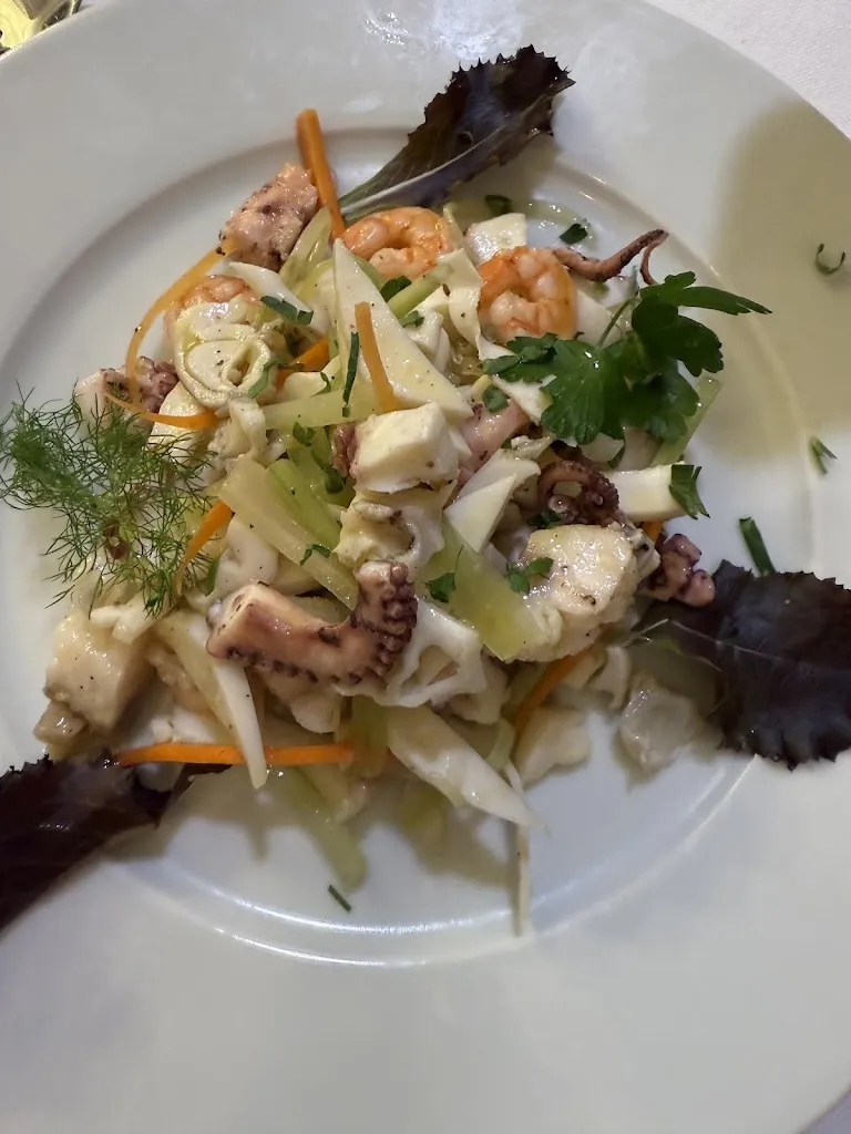 Eleonora Milo_Pescefresco cucina e pizza_Pinarella_review