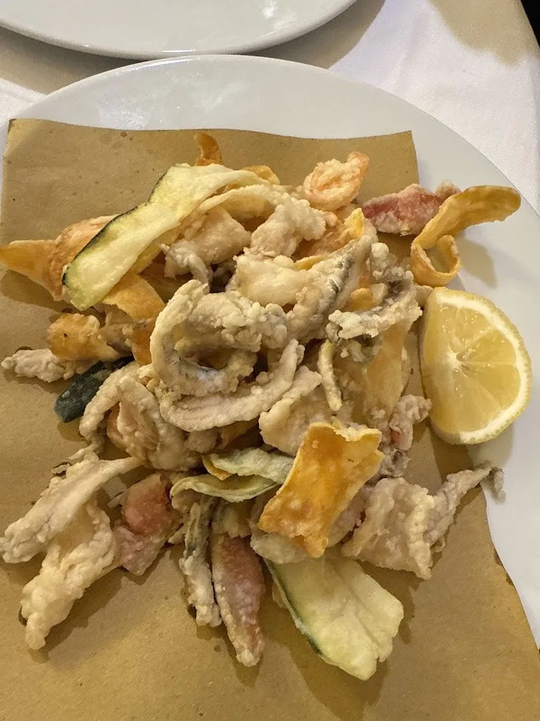 Pescefresco cucina e pizza_Pinarella_slider_image_3