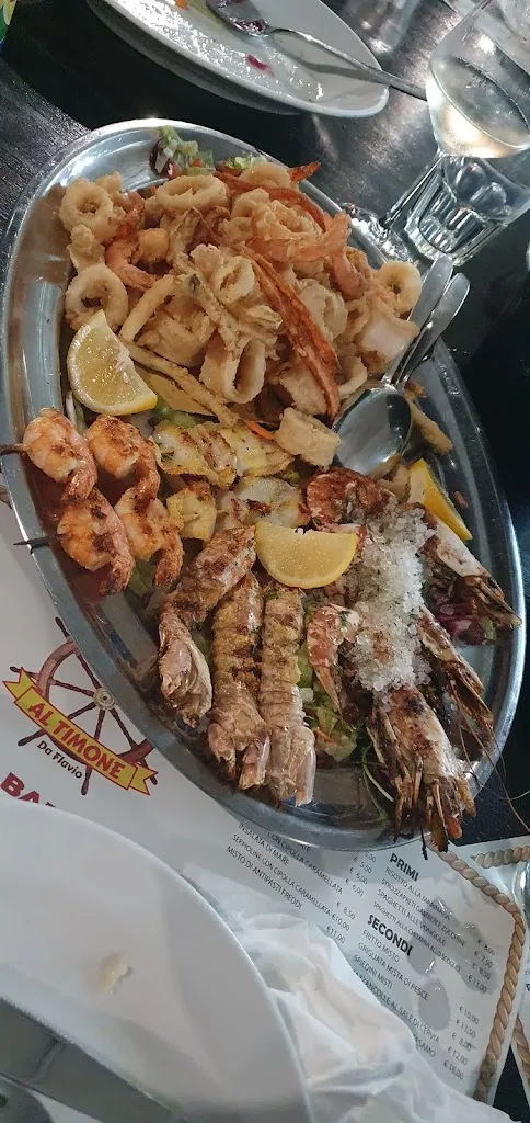 Csaba Punkosti_Osteria Pizzeria Al Timone Da Flavio_Pinarella_review