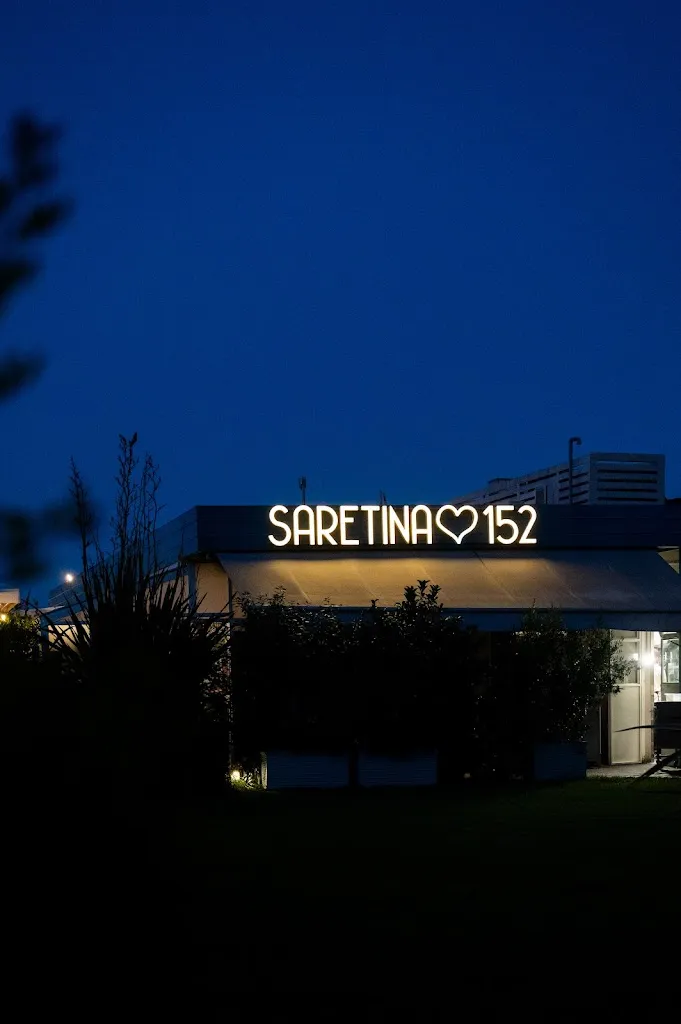 Saretina 152 restaurant in Pinarella