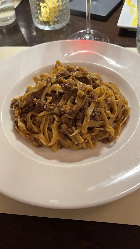 Karsten Enke_Enoteca La Zaira_Progetto Case Bazzano_review