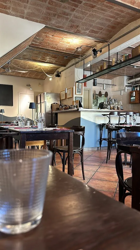 Emanuele Vittadini_Enoteca La Zaira_Progetto Case Bazzano_review