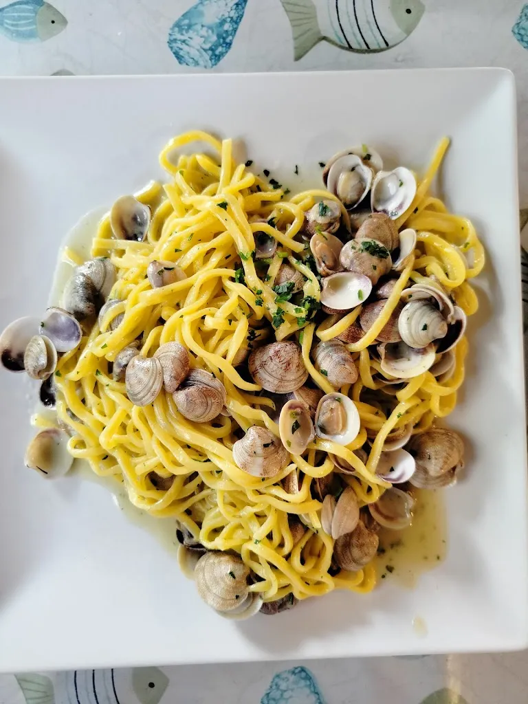 Ristorante Pizzeria Delfino_Pinarella_slider_image_3