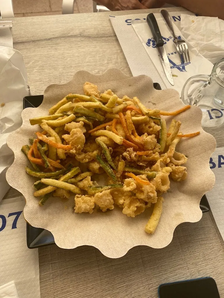 Maicol Santi_Bagno Stefano 105_Pinarella_recensione