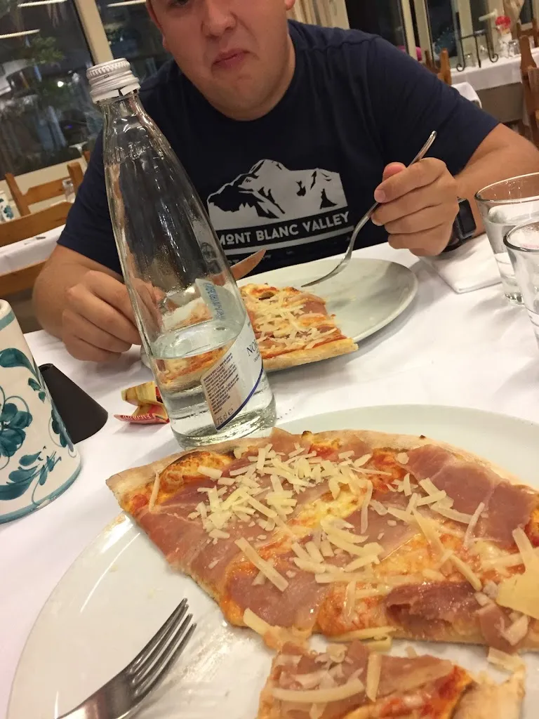 Barbora Janikova_Da Luciano_Pinarella_review