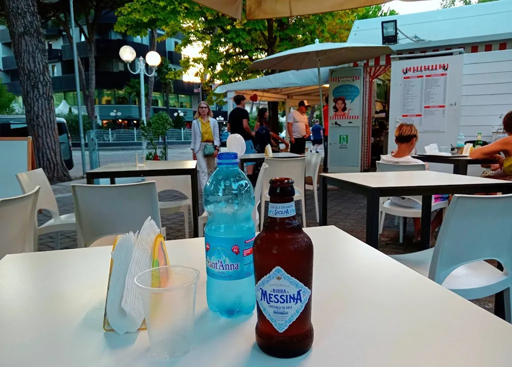 Lady Piada_Pinarella_slider_image_3