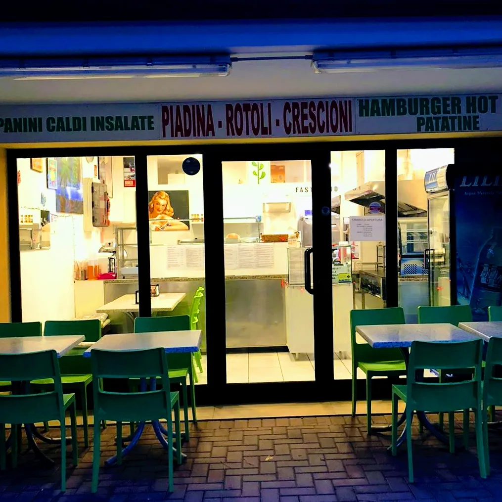 La Piadina Di Fabi_Pinarella_slider_image_1