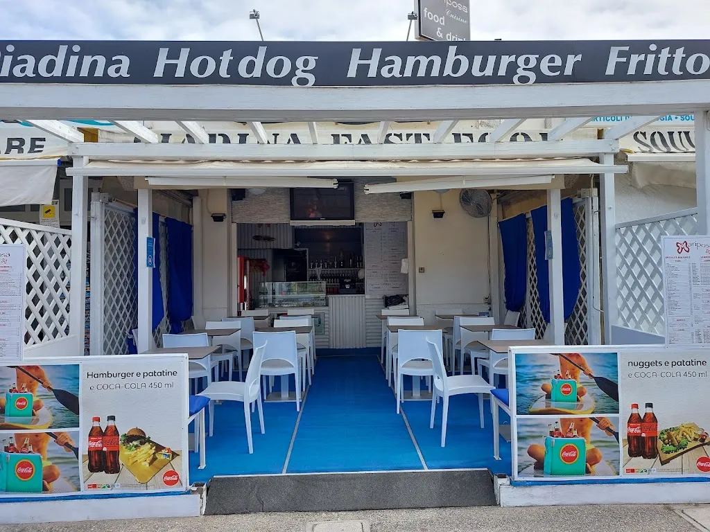 Mariposa restaurant in Pinarella