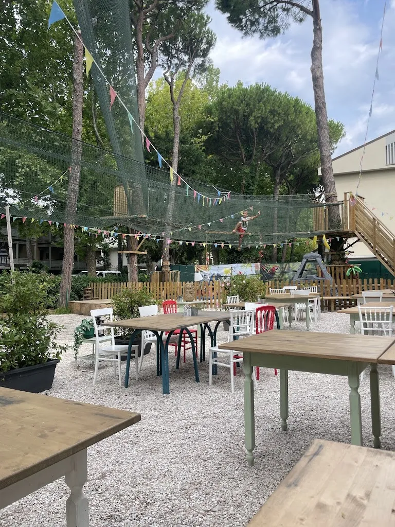 Mira Dovhan_La Burraska_Pinarella_recensione